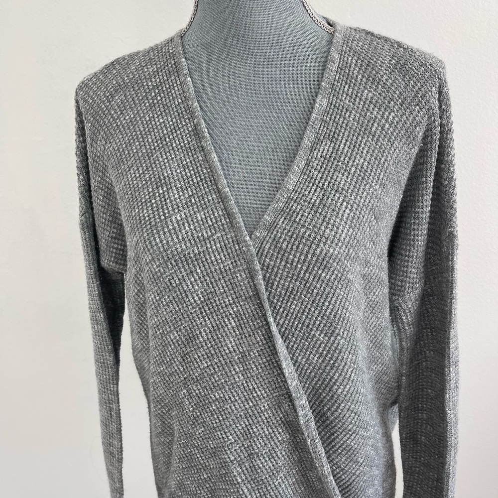 Express Sweater . Size Small - Picture 5 of 13